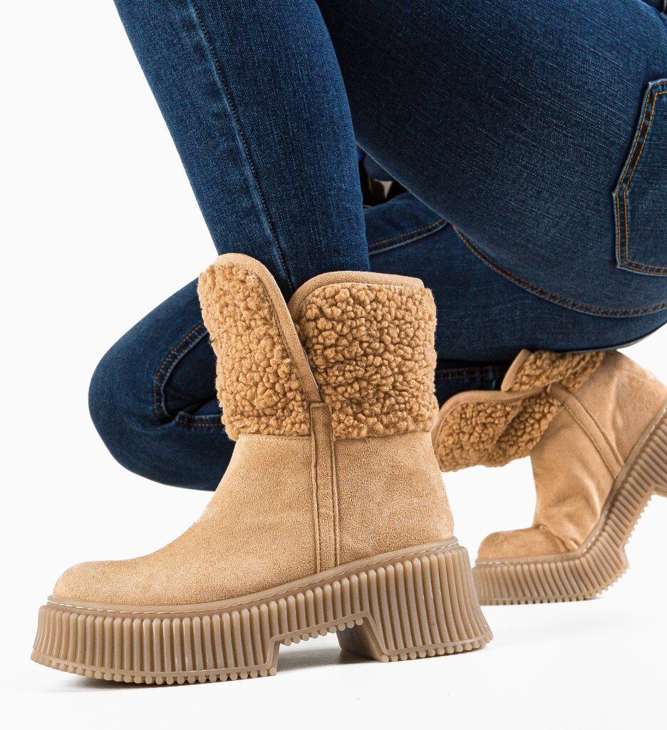 Wow Shoes Боти Friday Бежов