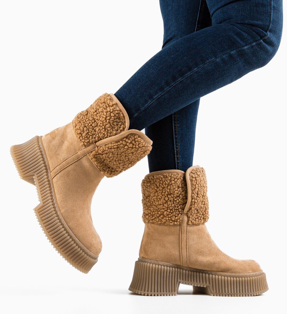 Wow Shoes Боти Friday Бежов