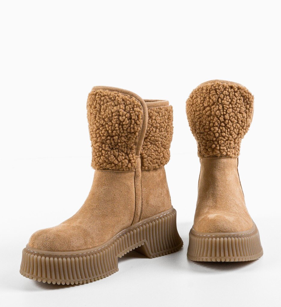 Wow Shoes Боти Friday Бежов