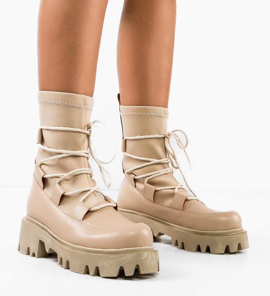 Wow Shoes Боти Henena Бежов
