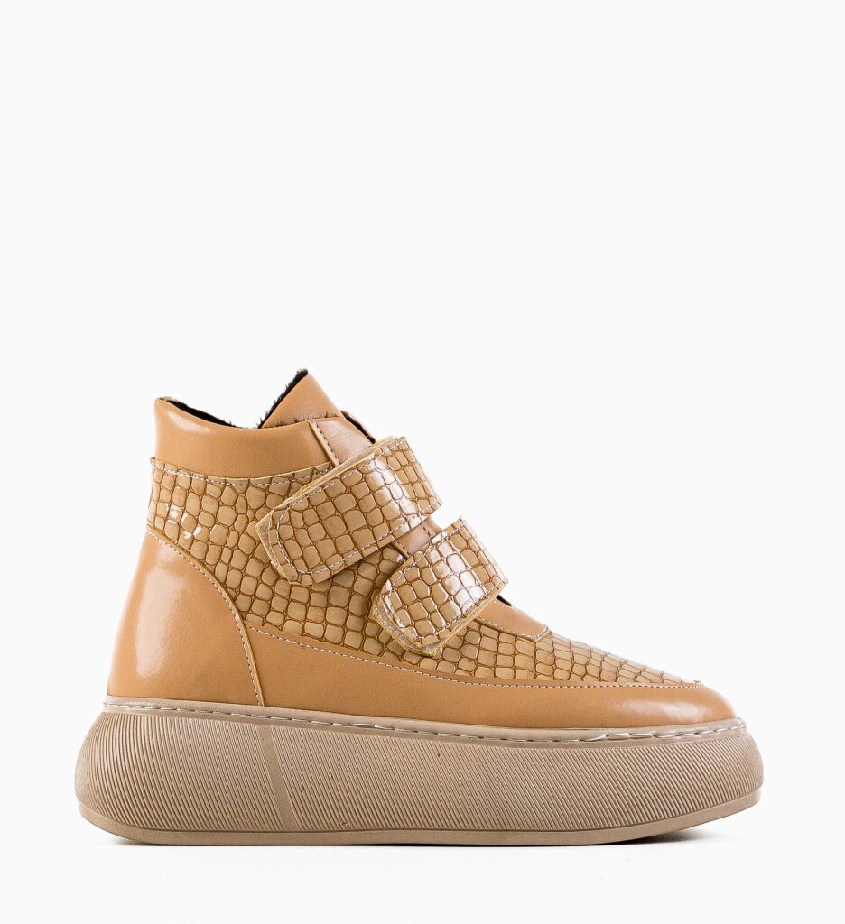 Wow Shoes Боти Hrago Бежов