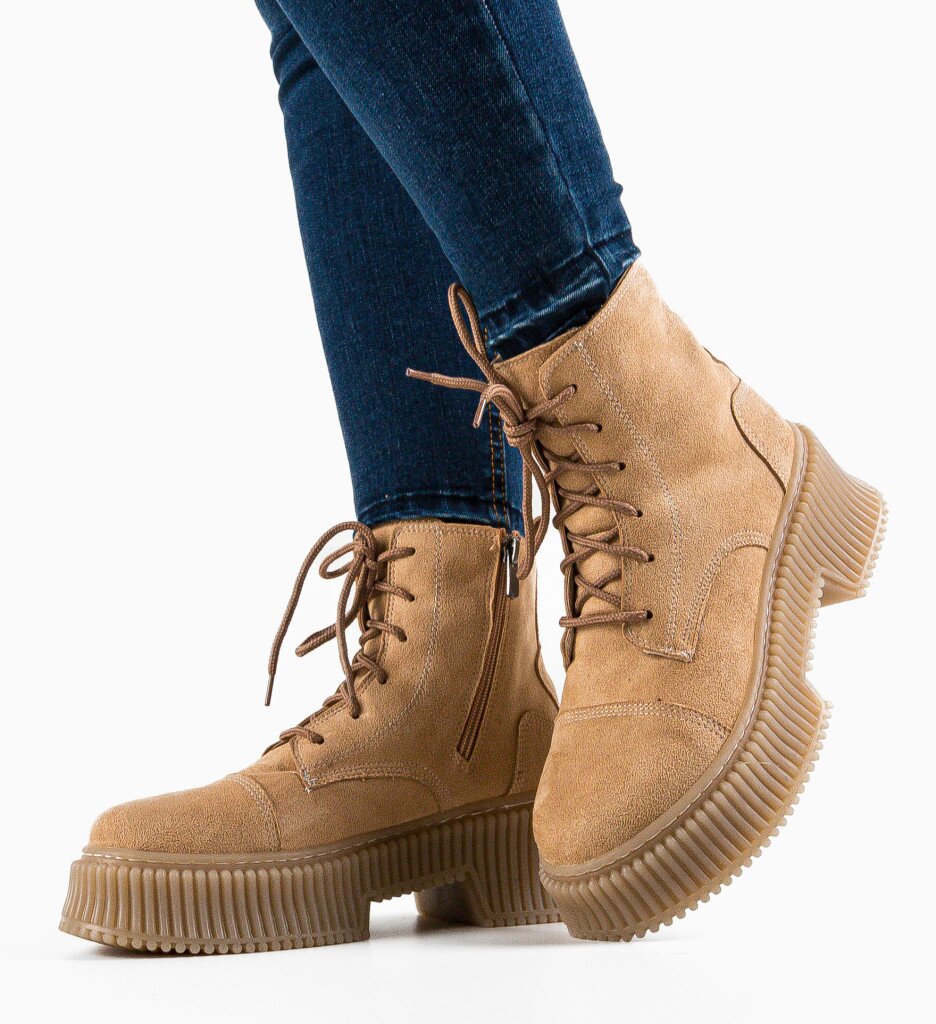 Wow Shoes Боти Lanaz Бежов