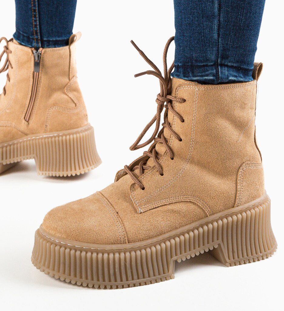 Wow Shoes Боти Lanaz Бежов
