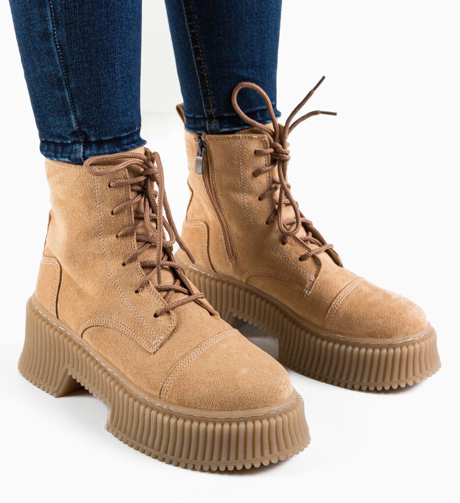 Wow Shoes Боти Lanaz Бежов