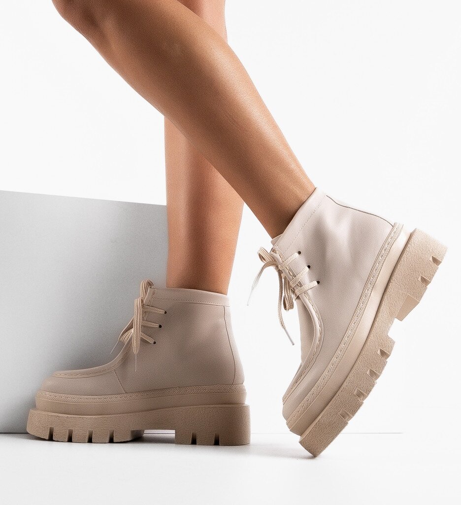 Wow Shoes Боти Pissa Бежов