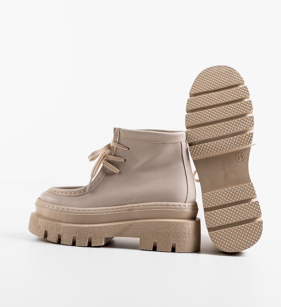 Wow Shoes Боти Pissa Бежов