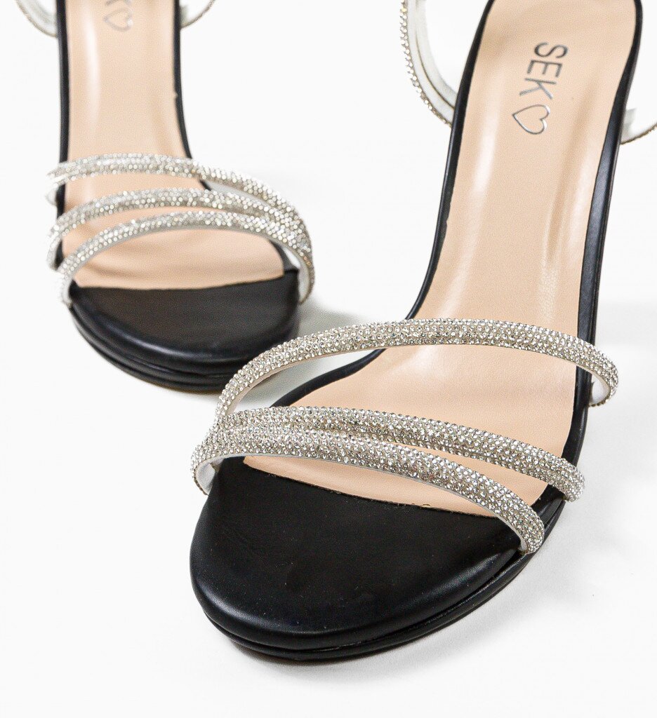 Wow Shoes Сандали на ток Gynnos Черни