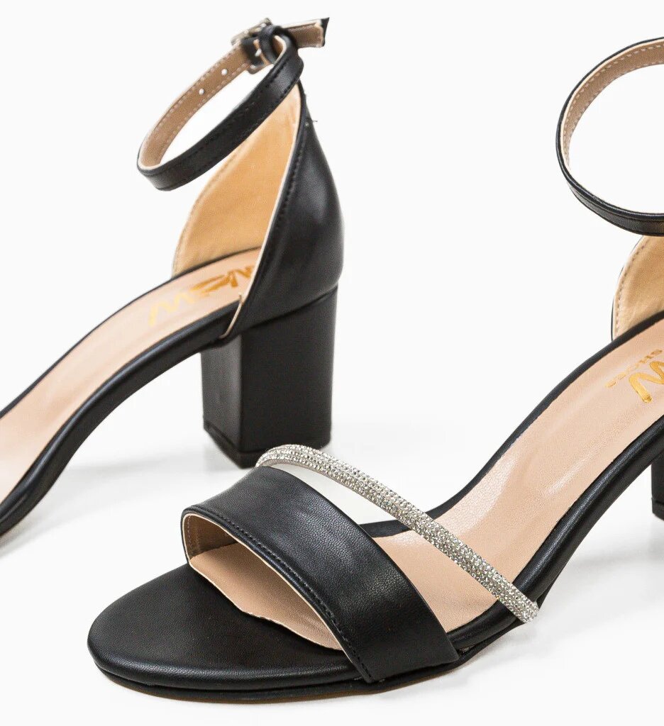 Wow Shoes Сандали на ток Kasty Черни
