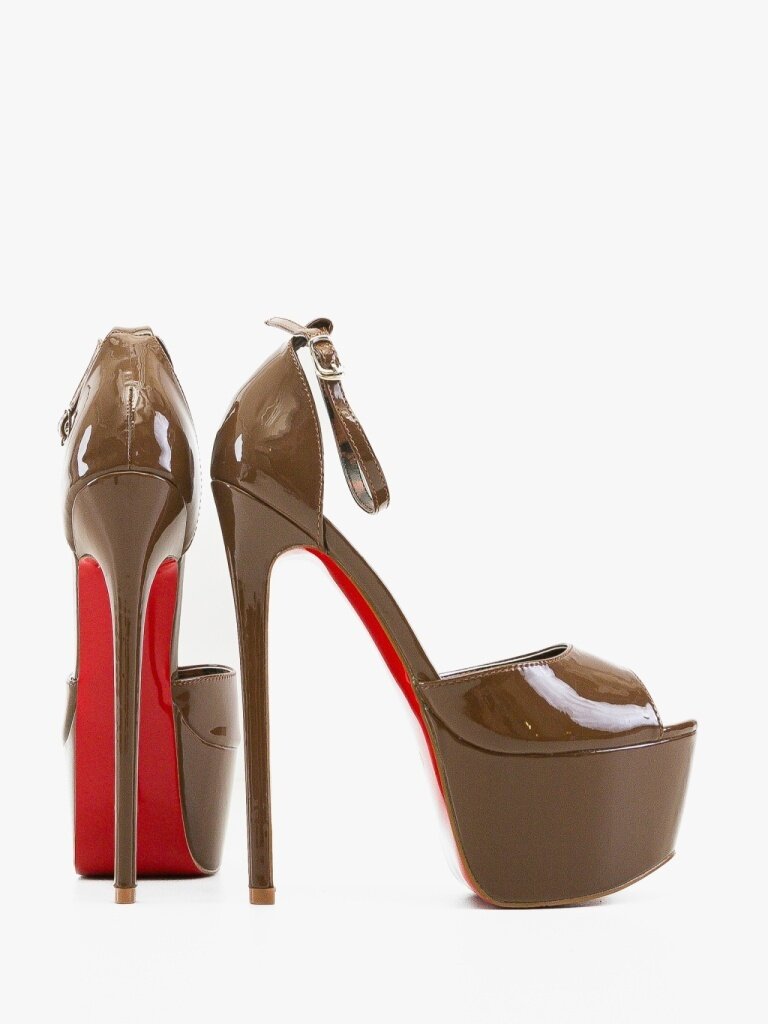 Wow Shoes Сандали на ток Ninesa Кафяв