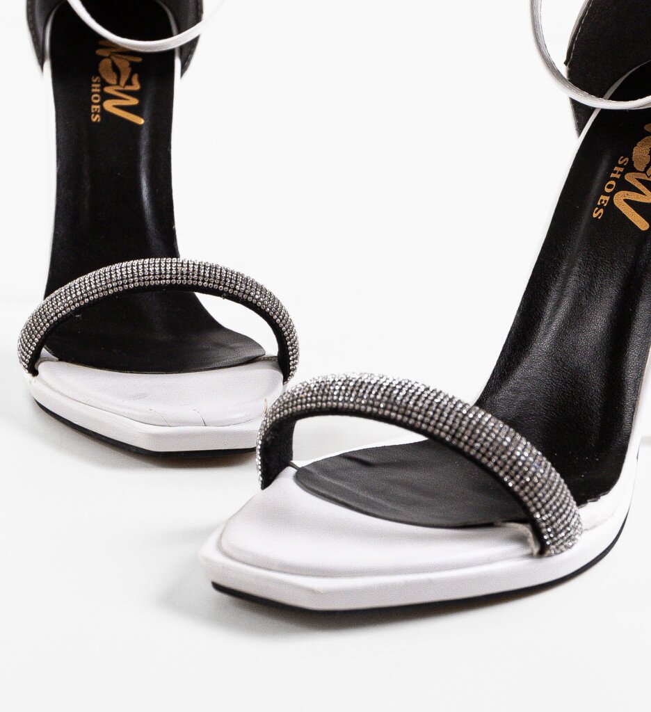 Wow Shoes Сандали на ток Noely Бели
