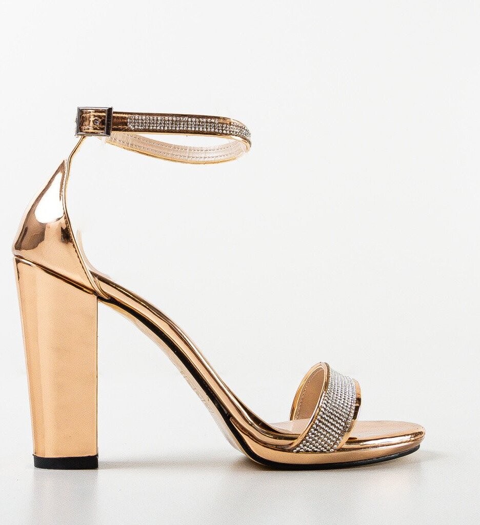 Wow Shoes Сандали на ток Odika Златни