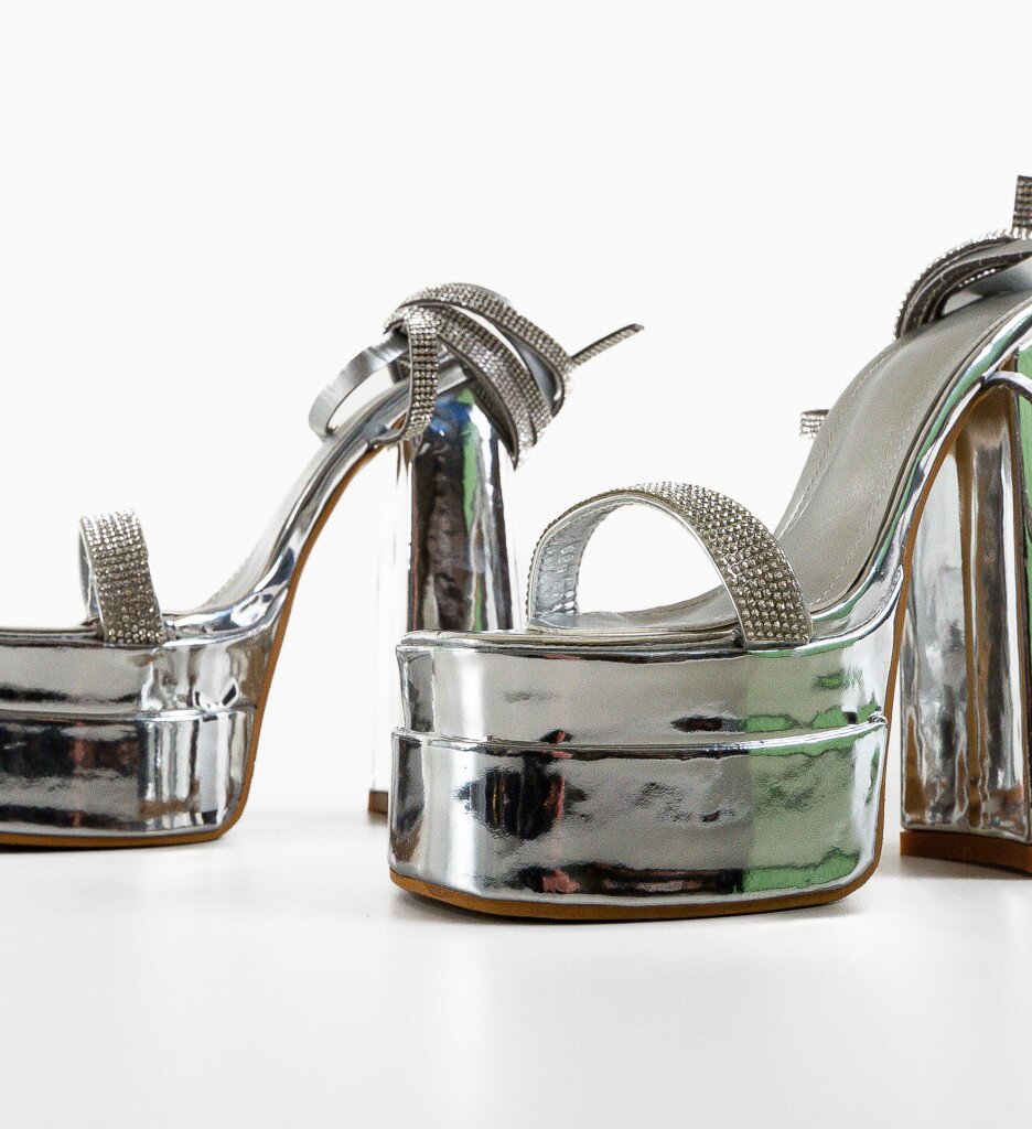 Wow Shoes Сандали на ток Strap Сребърни